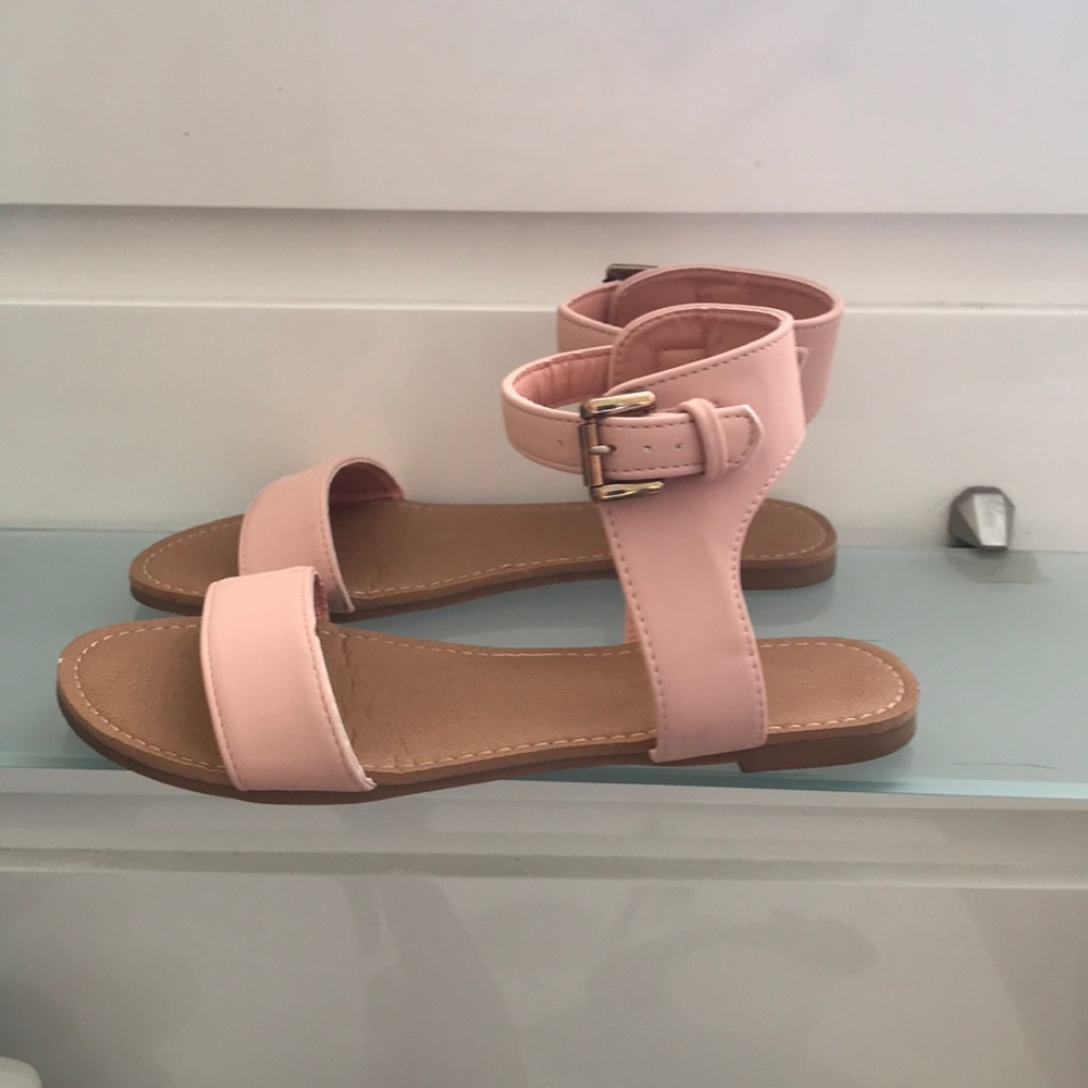 Pink sandals - Picture 2 of 3